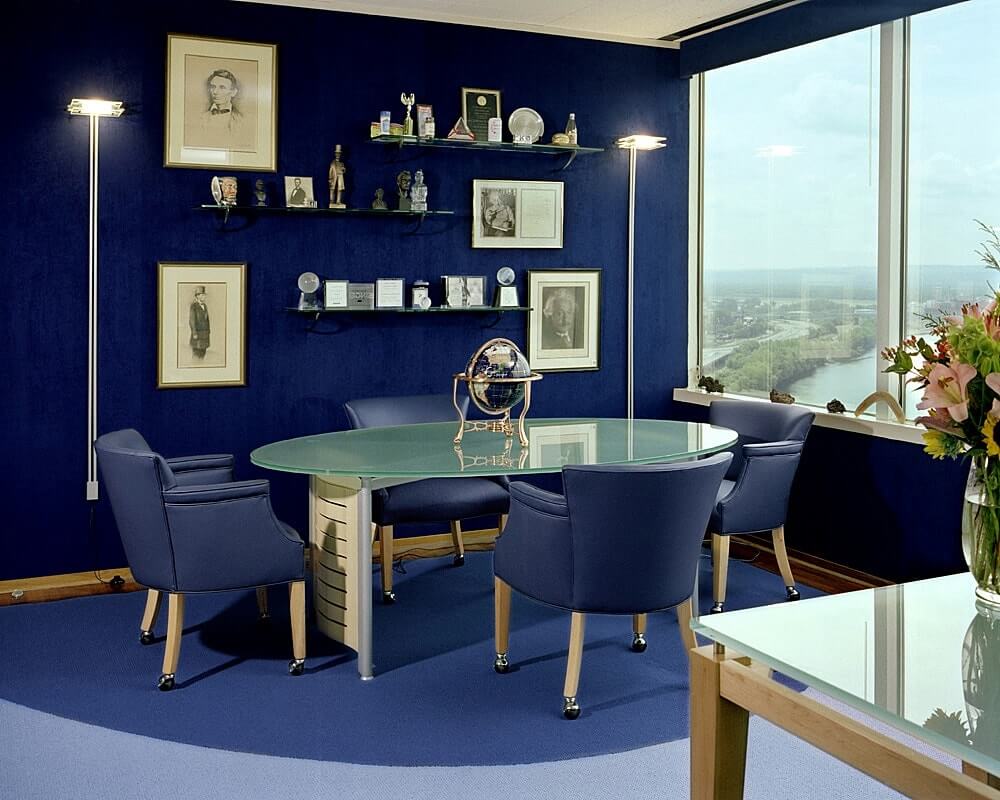 Интерьер рабочего кабинета в синем цвете