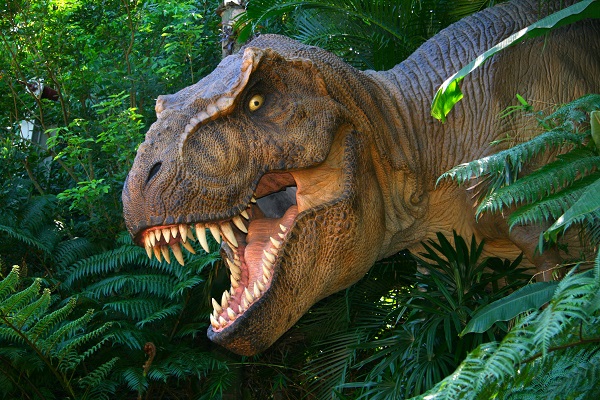 Несмотря на свой размер, динозавры не смогли адаптироваться к изменениям окружающей среды, поэтому они все вымерли