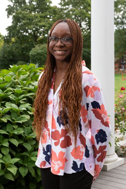 CRSP scholar Valerie Muse, mentored by Dr. Rochelle Nelson