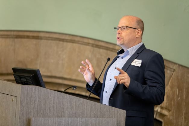 Dr. Ron Nerio CUNY Research Programs Director