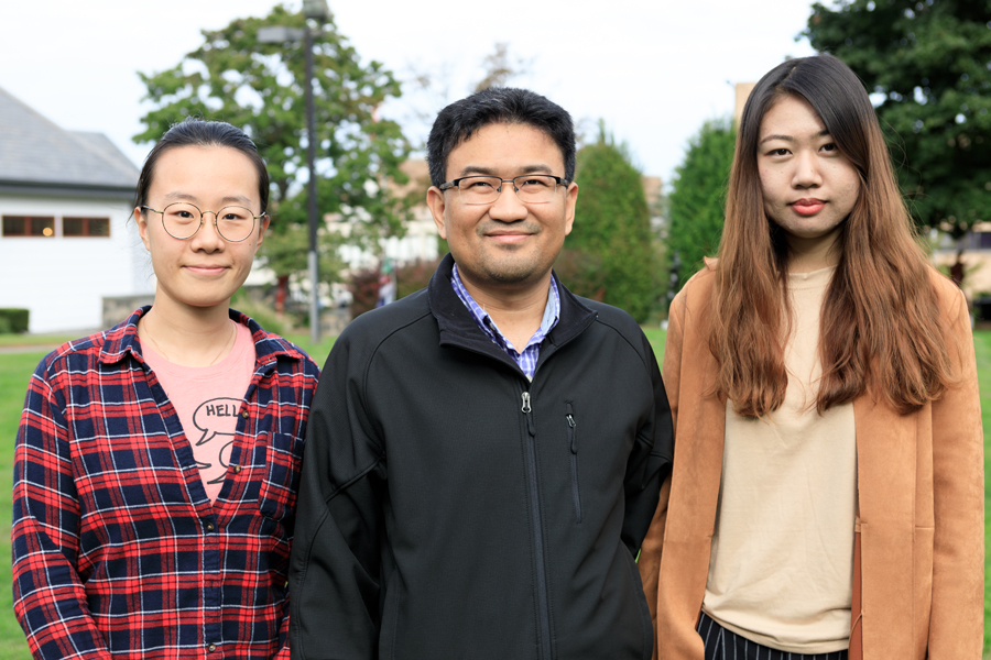 Dr. Wenjian Liu with CRSP Mentees Zhenyi Wang and Jiayao Sun